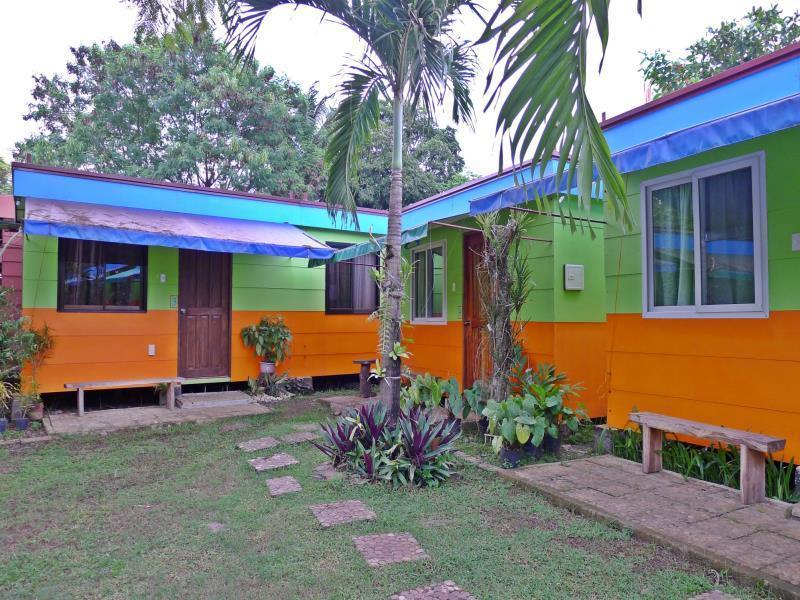 Oyo 671 Natua'S Cabin Puerto Princesa Zewnętrze zdjęcie