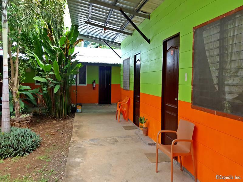 Oyo 671 Natua'S Cabin Puerto Princesa Zewnętrze zdjęcie